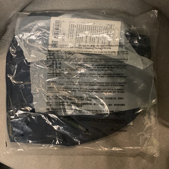 Lululemon Hotty Hot short 4” lined - Picture 10 of 13